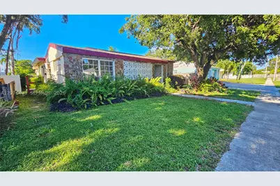 214 SW 2nd, Dania Beach, FL 33004 - Photo 2