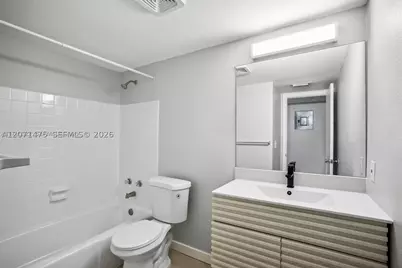 850 E Commercial #214B, Oakland Park, FL 33334 - Photo 10