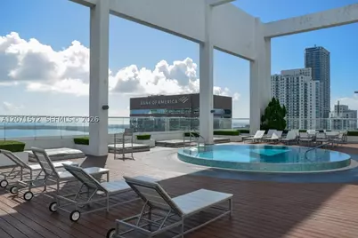 55 SE 6th #2110, Miami, FL 33131 - Photo 14