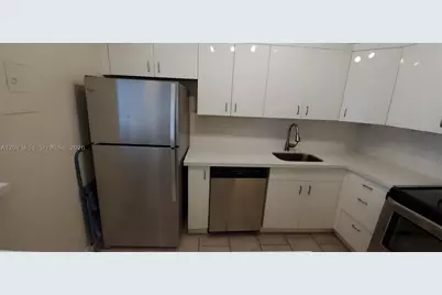 200 SE 15th #5H, Miami, FL 33129 - Photo 8