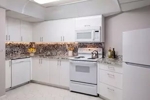 1000 Parkview, Hallandale Beach, FL 33009 - Photo 2