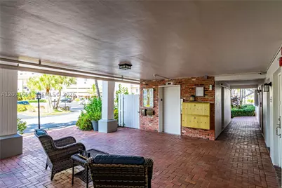 455 Paradisee Isle #106, Hallandale, FL 33009 - Photo 4