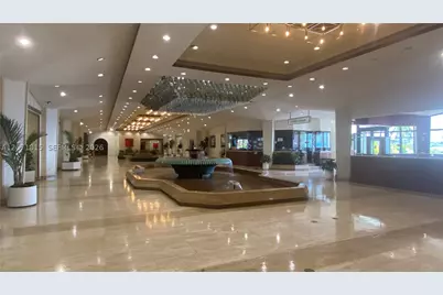 999 Brickell Bay #809, Miami, FL 33131 - Photo 28