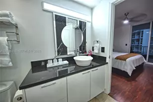 170 SE 14th, Miami, FL 33131 - Photo 18