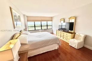 600 Three Islands, Hallandale Beach, FL 33009 - Photo 28