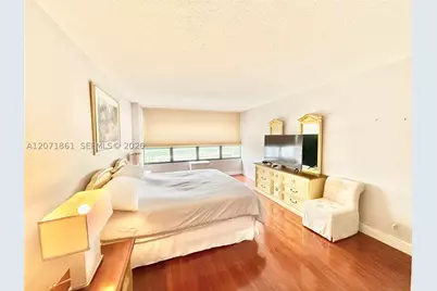 600 Three Islands #1107, Hallandale Beach, FL 33009 - Photo 12