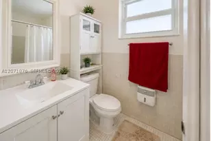 215 SE 3rd, Hallandale, FL 33009 - Photo 8