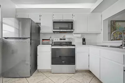 9520 Seagrape #205, Davie, FL 33324 - Photo 14