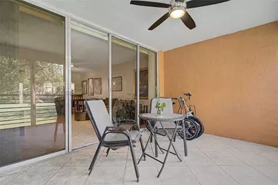 9520 Seagrape #205, Davie, FL 33324 - Photo 10