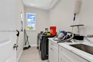 13926 Allamanda, Other Fl City, FL 33981 - Photo 10