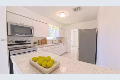753 SW 2nd, Dania Beach, FL 33004 - Photo 10
