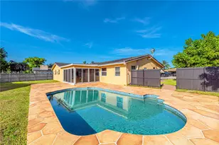 3731 NW 109th, Coral Springs, FL 33065 - Photo 2