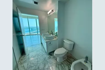 888 Biscayne #3611, Miami, FL 33132 - Photo 14