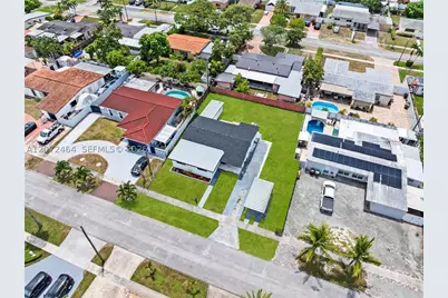 1014 W 66th, Hialeah, FL 33012 - Photo 12