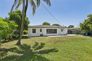 521 NW 189th, Miami Gardens, FL 33169 - Photo 38