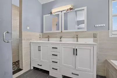 19156 NW 24th, Pembroke Pines, FL 33029 - Photo 20