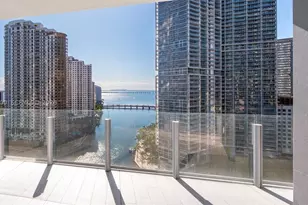 300 Biscayne Blvd, Miami, FL 33131 - Photo 2
