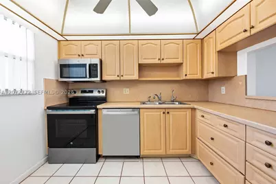 6890 Royal Palm #211H, Margate, FL 33063 - Photo 6