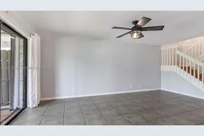 11112 N Harmony Lake, Davie, FL 33324 - Photo 12