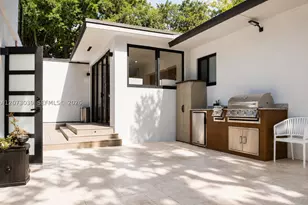 835 NE 120th, Biscayne Park, FL 33161 - Photo 22