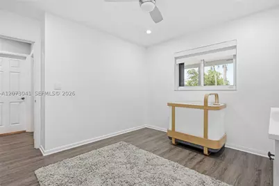 1721 NW 114th, Pembroke Pines, FL 33026 - Photo 34