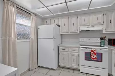 106 Royal Park #3D, Oakland Park, FL 33309 - Photo 8