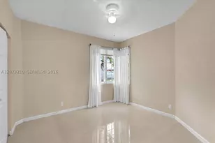 1090 SW 156th, Pembroke Pines, FL 33027 - Photo 20