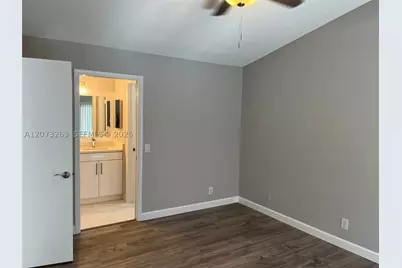 1542 Presidio #1542, Weston, FL 33327 - Photo 8