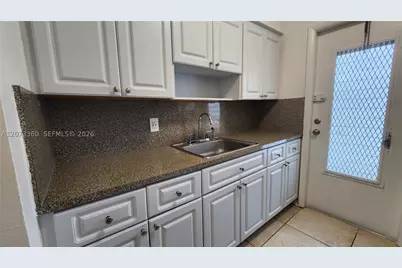 1231 Pennsylvania #10, Miami Beach, FL 33139 - Photo 4