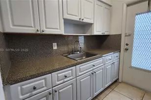 1231 Pennsylvania, Miami Beach, FL 33139 - Photo 4