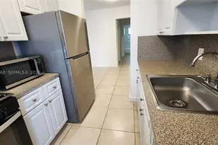 1231 Pennsylvania, Miami Beach, FL 33139 - Photo 10
