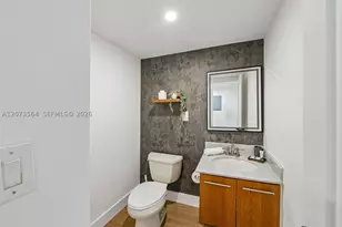 19370 Collins, Sunny Isles Beach, FL 33160 - Photo 32