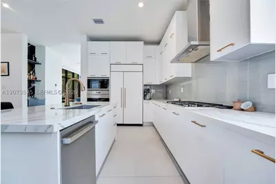 8267 NW 48th, Doral, FL 33166 - Photo 16