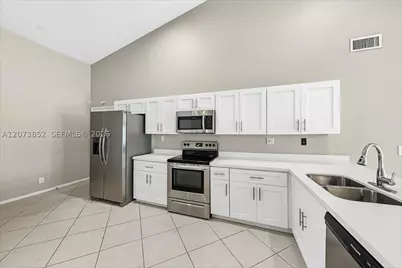 [Address not provided], Boca Raton, FL 33498 - Photo 4