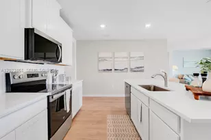 9082 Venetian, Vero Beach, FL 32966 - Photo 10