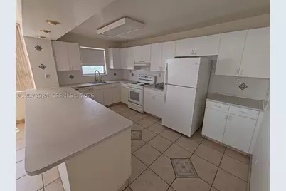 2780 NE 183rd #1402, Aventura, FL 33160 - Photo 20