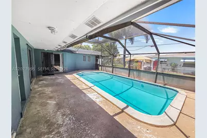 7505 Cleveland, Hollywood, FL 33024 - Photo 6