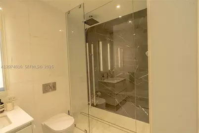 300 Biscayne Boulevard #3109W, Miami, FL 33131 - Photo 26
