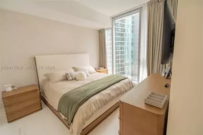 300 Biscayne Boulevard #3109W, Miami, FL 33131 - Photo 20