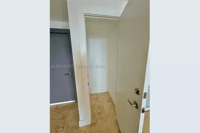 185 SE 14th #2206, Miami, FL 33131 - Photo 18