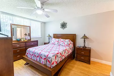 300 S Hollybrook #105, Pembroke Pines, FL 33025 - Photo 10