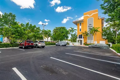 555 E Dania Beach #9, Dania Beach, FL 33004 - Photo 1