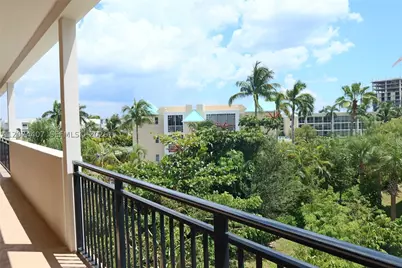 555 E Dania Beach #9, Dania Beach, FL 33004 - Photo 6