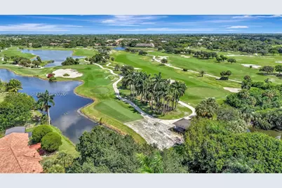 560 W Tropical, Plantation, FL 33317 - Photo 94