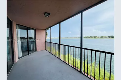 20860 San Simeon #205-6, Miami, FL 33179 - Photo 2