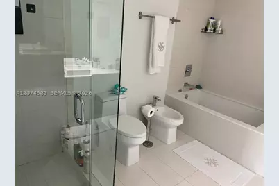 1300 S Miami #2501, Miami, FL 33130 - Photo 6