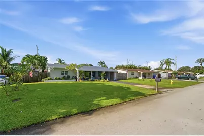 1540 NE 34th, Pompano Beach, FL 33064 - Photo 2