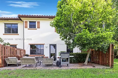 12365 S Village, Davie, FL 33325 - Photo 2