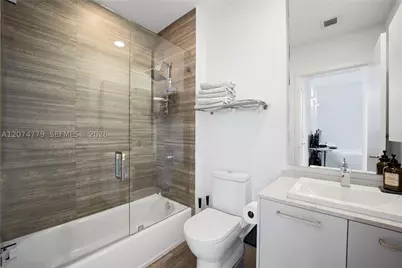 1010 Brickell #4701, Miami, FL 33131 - Photo 20