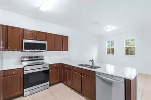 260 NW 109th, Miami, FL 33172 - Photo 2